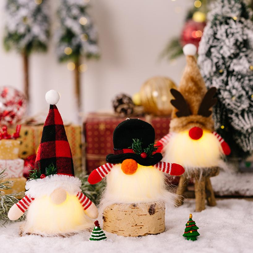 1 Pcs Christmas LED Doll Penda - Home Bargains のレビューと価格