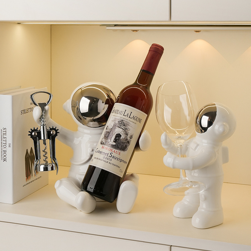 Nordic Ceramic Astronaut Wine  - Home Bar Setup のレビューと価格