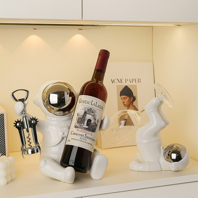 Nordic Ceramic Astronaut Wine  - Home Bar Setup のレビューと価格
